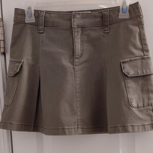 Abercrombie Kids Army Green Pleated Cargo Skort